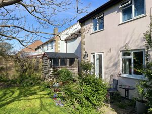 Photo 19- click for photo gallery